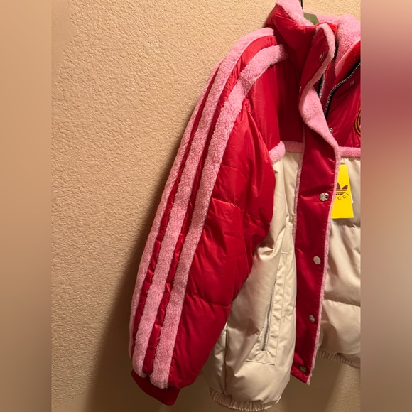 New Gucci x Adidas Logo Pink Puffer Fleece Double Sided Jacket Size 42 / US L - Picture 13 of 16